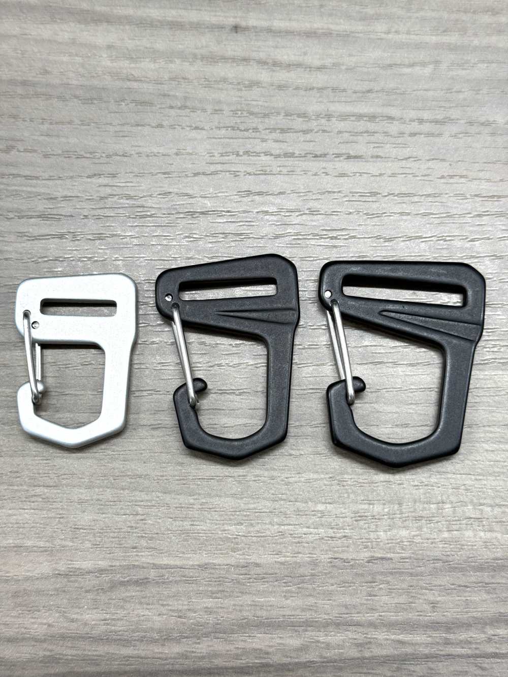 HH046 [Boucles Et Anneau]