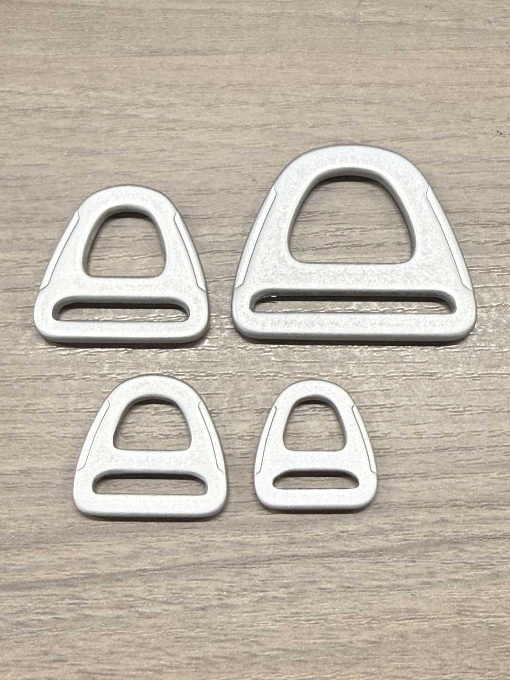 HH025 Anneau En D Altica Cantap[Boucles Et Anneau]