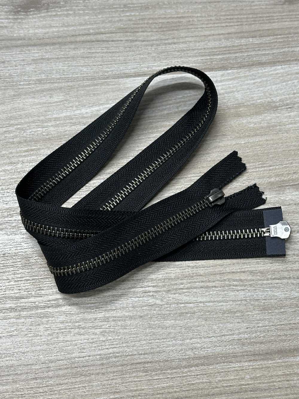 5RGTHMMR-OUTLET Fermeture éclair Métallique Taille 5, Argent Antique, Séparateur à Double Sens YKK