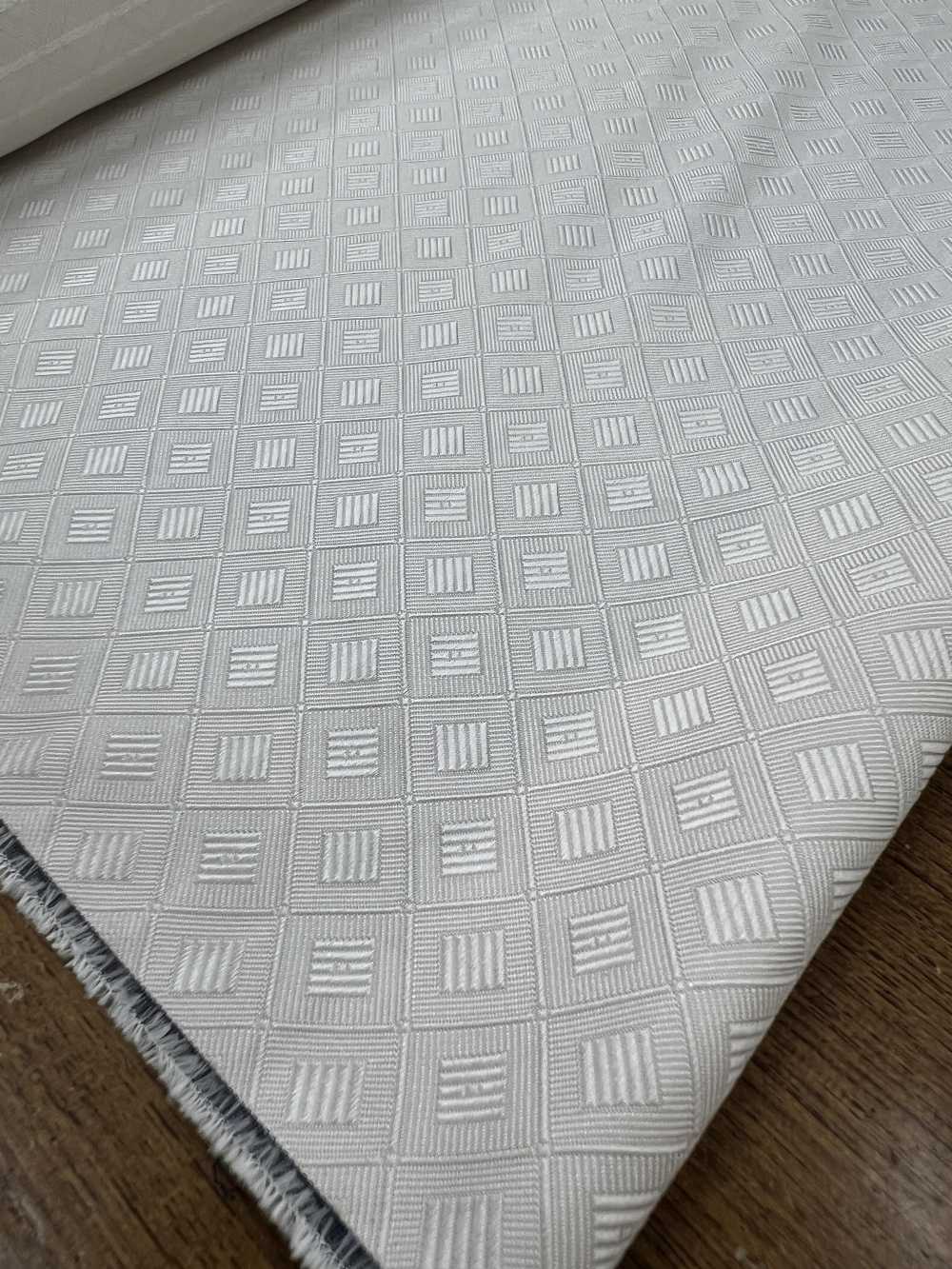 AI-4 Jacquard De Soie Petit Motif Argenté [outlet][Textile] Yamamoto(EXCY)