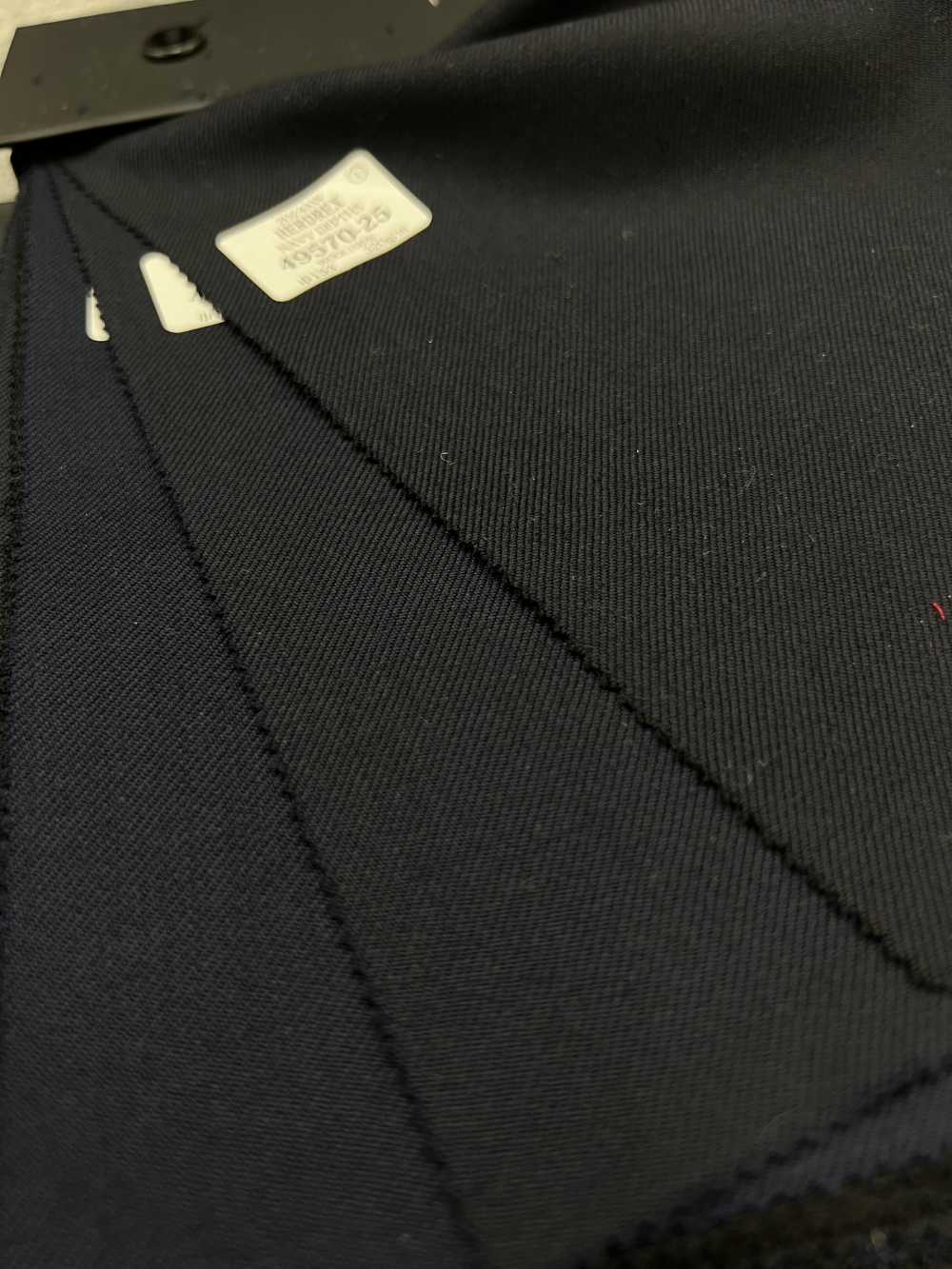 49570 NAVY DEPTH Brillant Sans Motif Couleur 3 Variantes[Textile] Kunishima Co., Ltd.