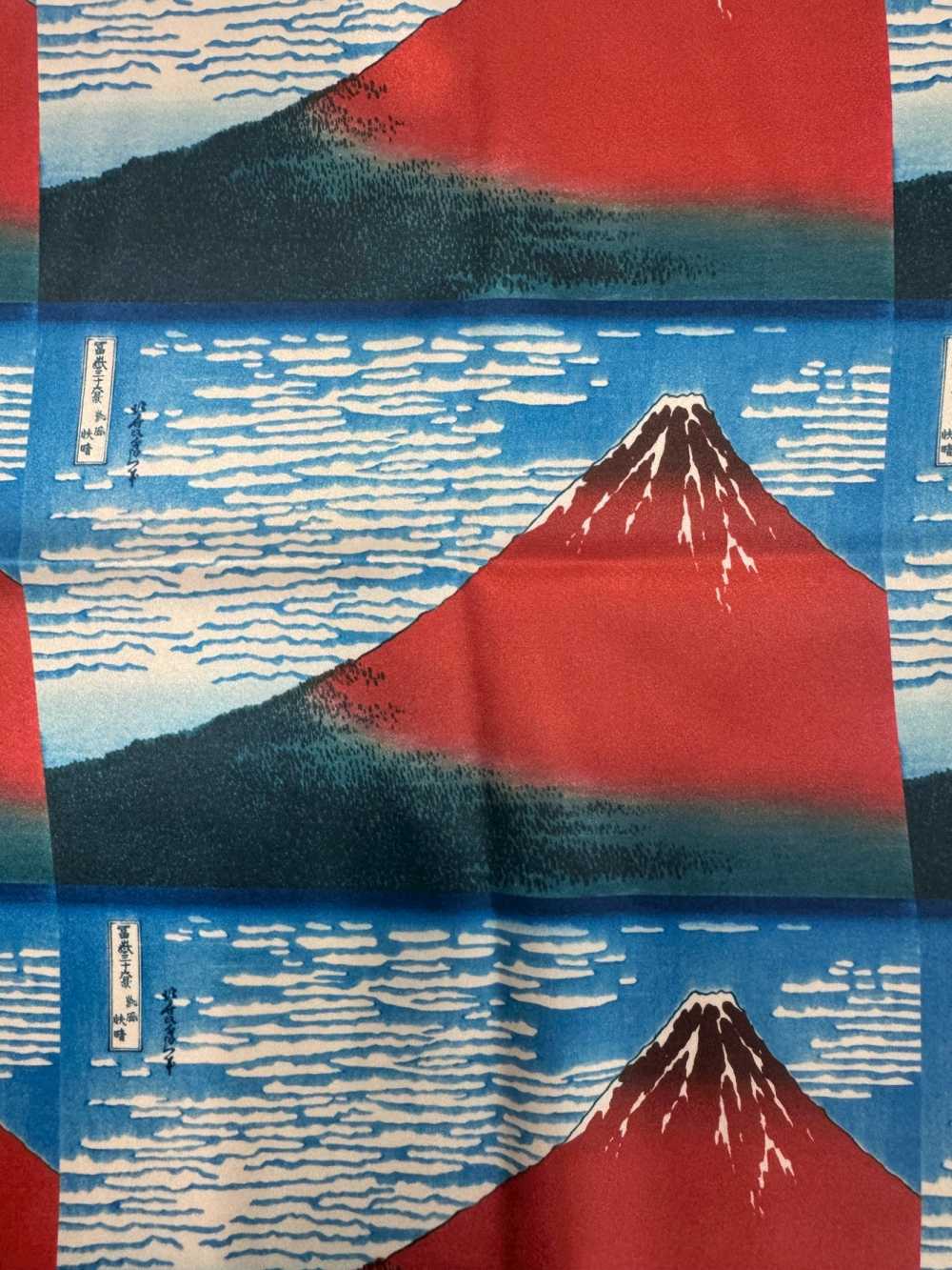 TPS3002 Doublure Imprimée Katsushika Hokusai, Motif Répété[Garniture]