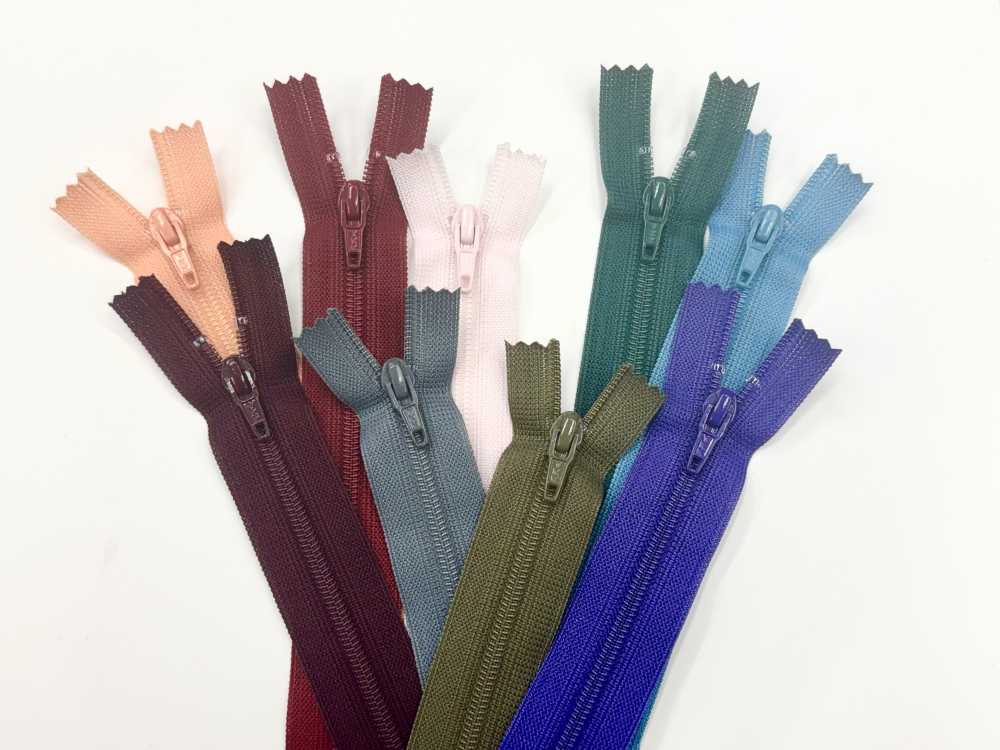 25FK [outlet] Fermeture éclair YKK à Spirale FLATKNIT YKK