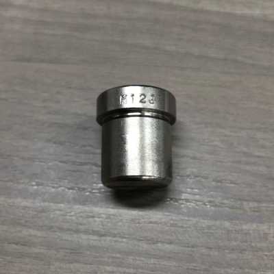 M123トップパーツコマ 123M Poinçon et matrice pour pièces supérieures