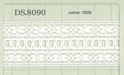 DS8090 Dentelle en coton Largeur : 28 mm