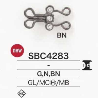 SBC4283 Autres boutons, en verre/métal/laiton
