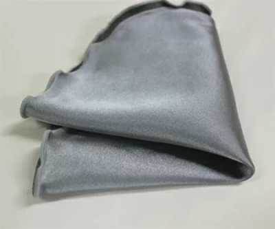 CF-GR Pochette fleurie grise
