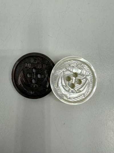 SL-15-4H Boutons en nacre naturelle fabriqués au Japon pour costumes et vestes, motif ancre