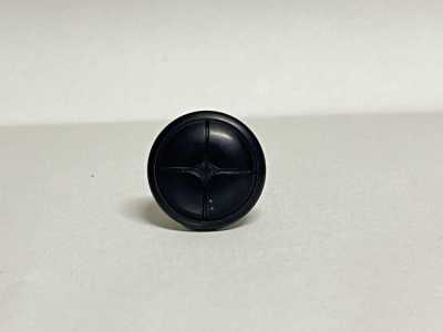 XRP8100 Bouton en simili cuir noir