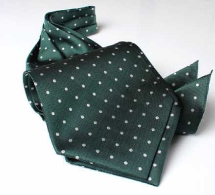 AS-601 Fabriqué au Japon, cravate ascot en soie à pois verts