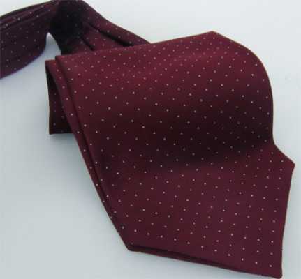 AS-922 Pince à cravate ascot en soie à pois bordeaux fabriquée au Japon
