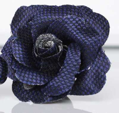 BTA-602 Fabriqué au Japon, boutonnière en jacquard de soie à motif pois rouge