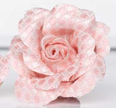 BTA-984 Boutonnière en jacquard de soie fabriquée au Japon, motif Kanoko, rose