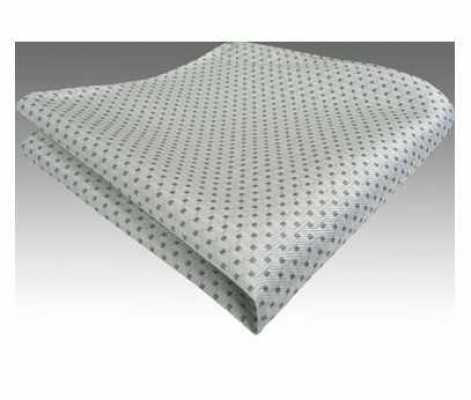 CF-902 Foulard en soie de fabrication japonaise à pois carrés, blanc cassé