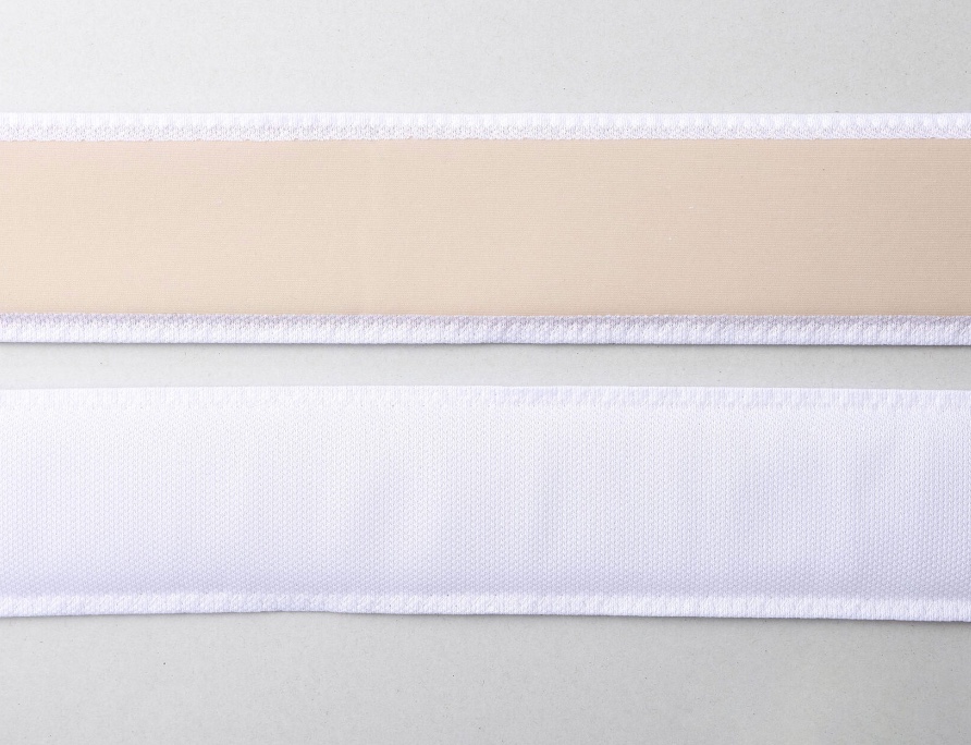 Le bandeau anti-transpiration est fabriqué en tissu polyester recouvert d'une couche d'uréthane de 5 mm et est utilisé en combinaison avec un casque pour les chapeaux de caddie.